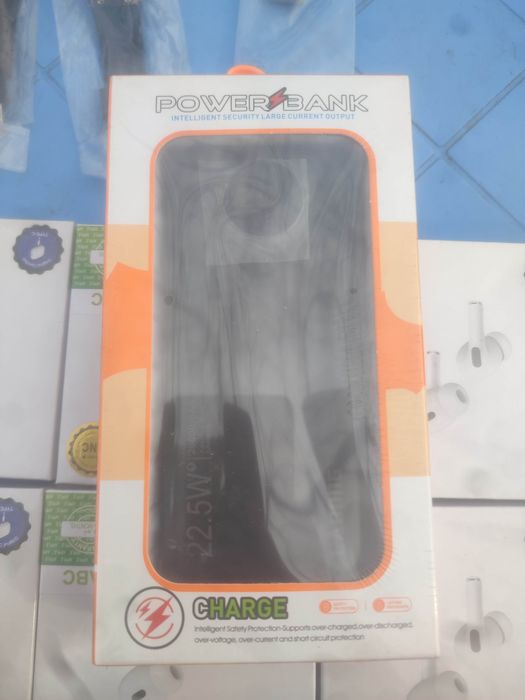 22.5W Power bank
