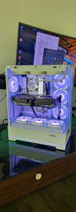 Gaming PC Amd Ryzen 7 9800x3d NVIDIA RTX 5070TI 16GB