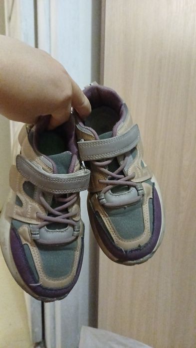 Продам детскую обувь всё вместе за 5 тыс.