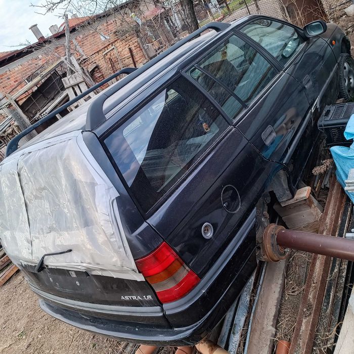 Опел астра 1.8 1995