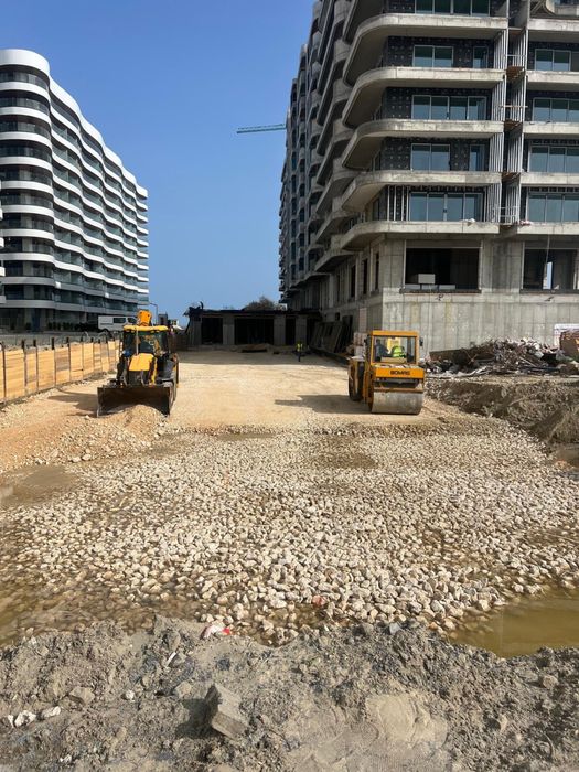 Excavari , demolari , perne piatra , terasamente