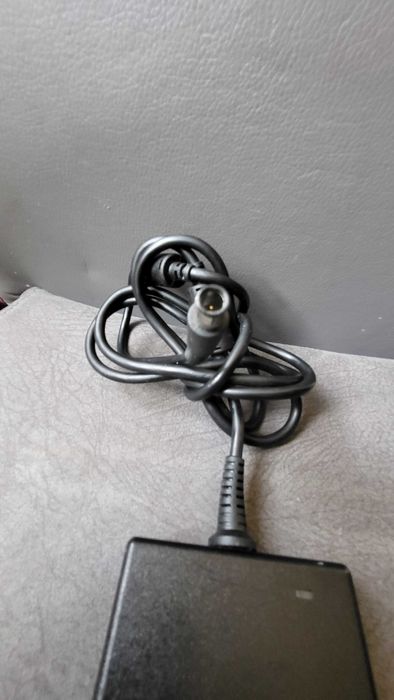 DELL 180W Incarcator AC Adaptor  Leptop 19.5V-9.23A cu pin central