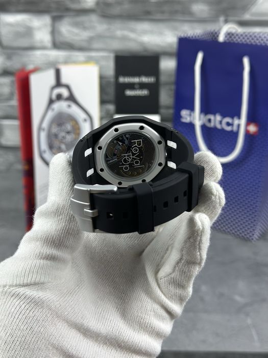 Ceas AP x Swatch Royal Pop “Ocho Negro”
