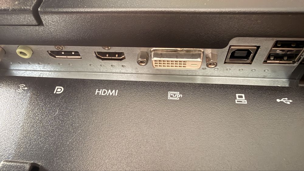 Монитор HP ZR2440w — професионален 24”