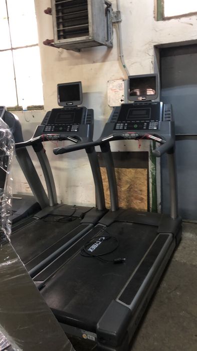 Depozit aparate fitness technogym