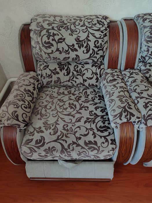 Угловой диван с креслом