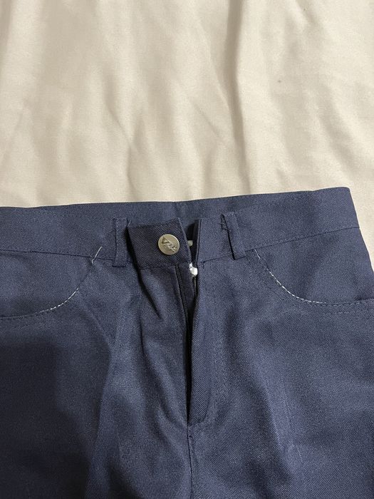 Школьные брюки на мальчика 36р