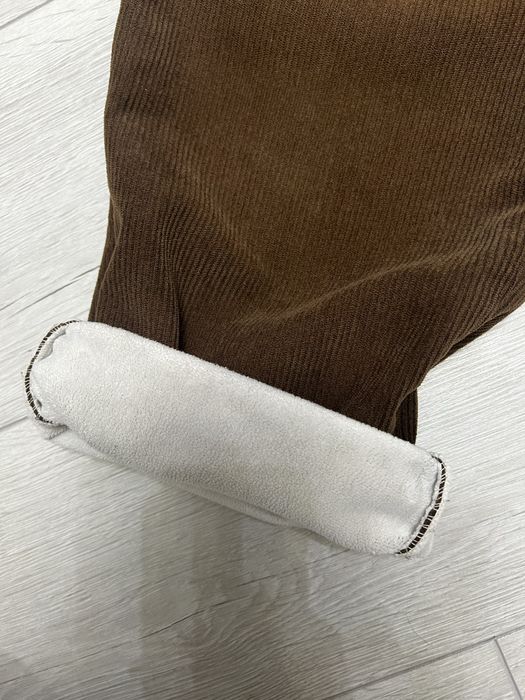 Продам спорт. костюмы на девочку!