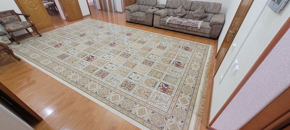 Ковер продается.