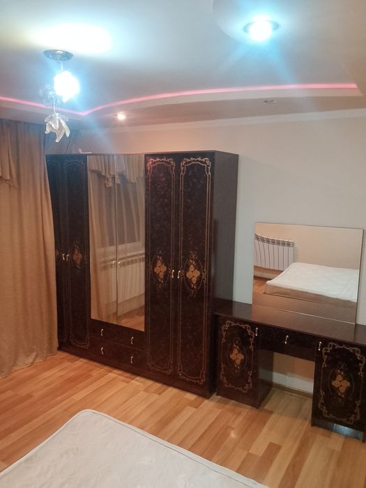 Продается спальныи гарнитур.2штук.