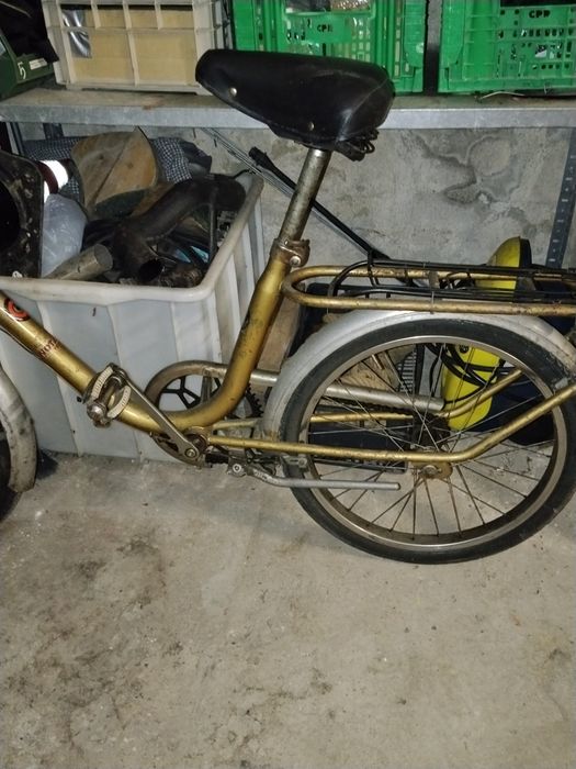 Vînd bicicleta pliabila