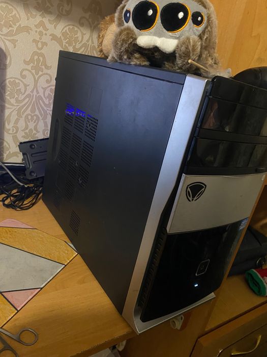 Продам 8 ядер игровой пк