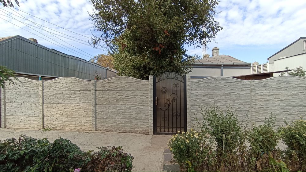 Vand casa zona Islaz Autogara