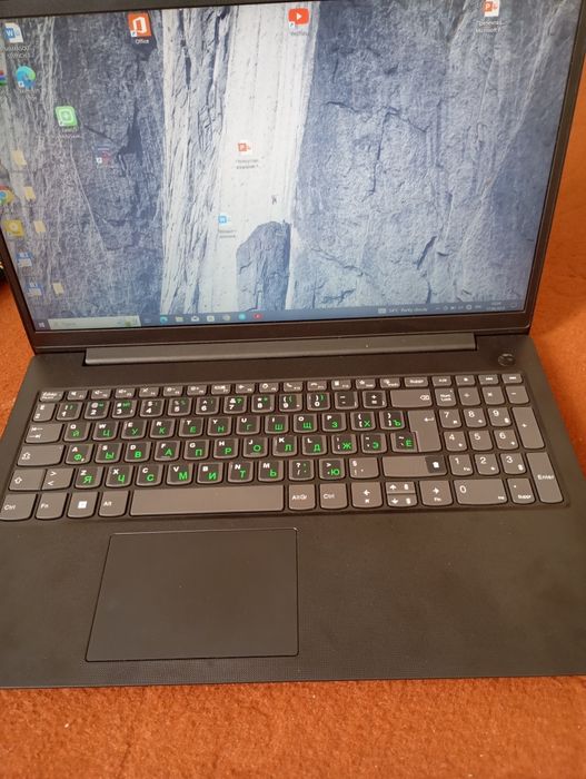 Noutbuk lenovo yangi