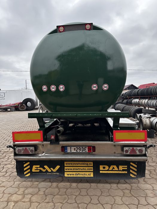 Semiremorca - Cisterna