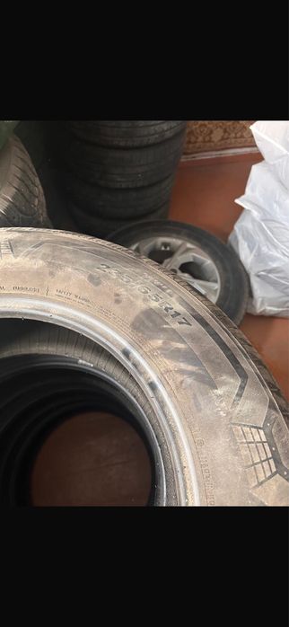 Продам летние покрышки