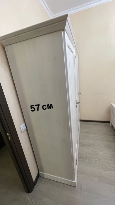 Продам шкаф из массива дерева
