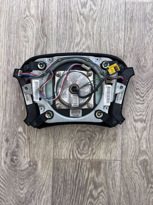 BMW 3 E46 БМВ е46 еърбег с мулти контроли OEM номер 0900340