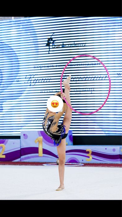 Продам купальник для худ Гимнастки