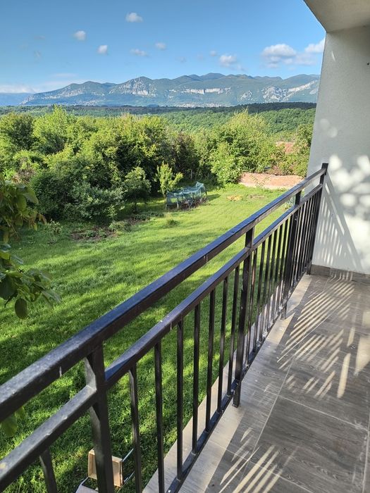 Продава се Къща в Враца, Медковец - 250 кв.м за 592 €/кв.м - Снимка #4