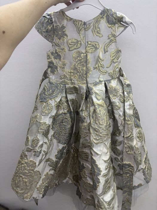 ПРОКАТ платье для девочки