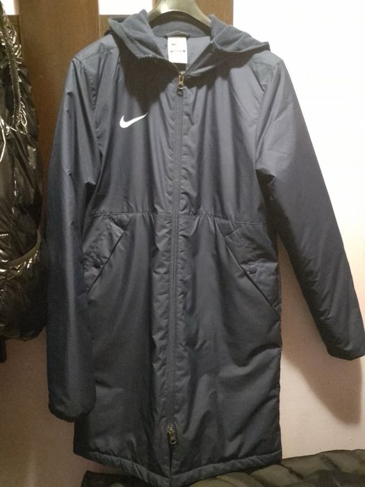 Шуба Nike 35 евро