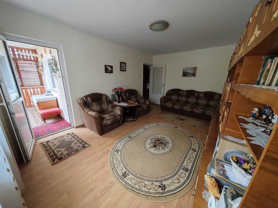 Vând sau schimb Apartament 3 camere / Zona Industriala