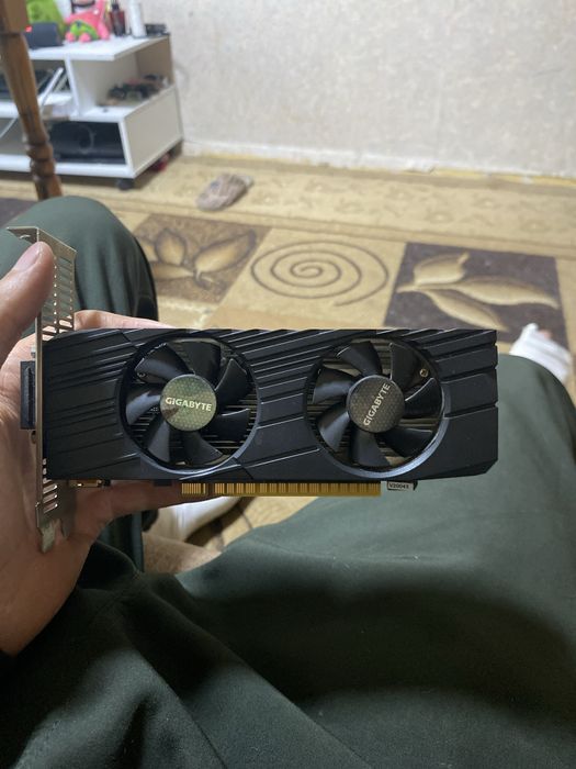 GeForce GTX 1650 продам срочно