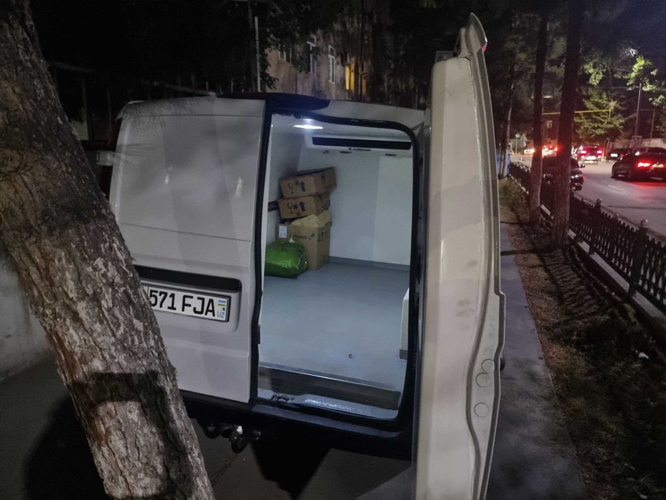 Мерседес Вито Лонг + Холодильник