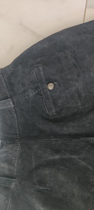 Pantaloni scurți piele întoarsă 40
