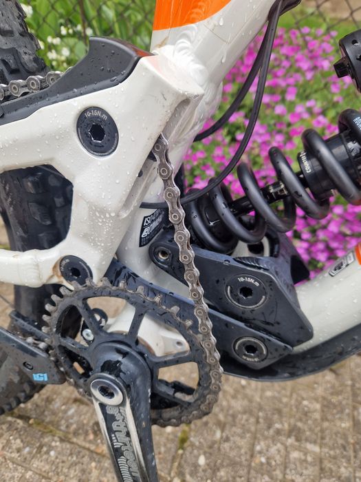 Commencal Supreme V4.3 29" L