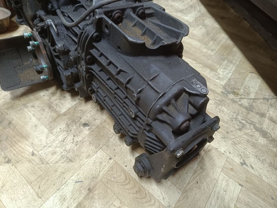 МКПП Ауди 2.6/2.8