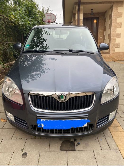 Vând Skoda Fabia