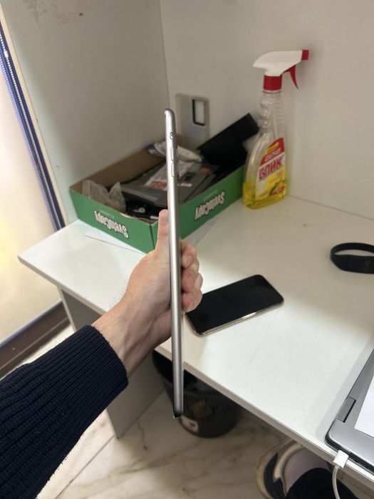 Iphone ipad Air 16gb цвет серый