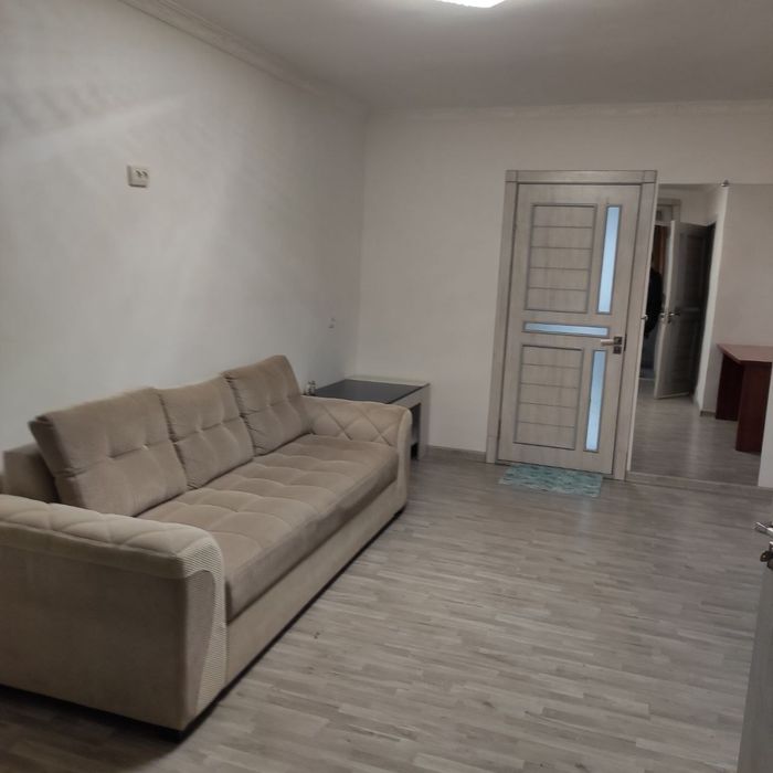 Срочно сдаётся квартира Булвар