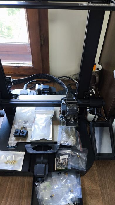 3D принтер Creality Ender 3 s1pro