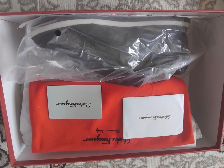 Кроссовки мужские 39 размер