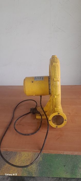 Продам батутный насос
