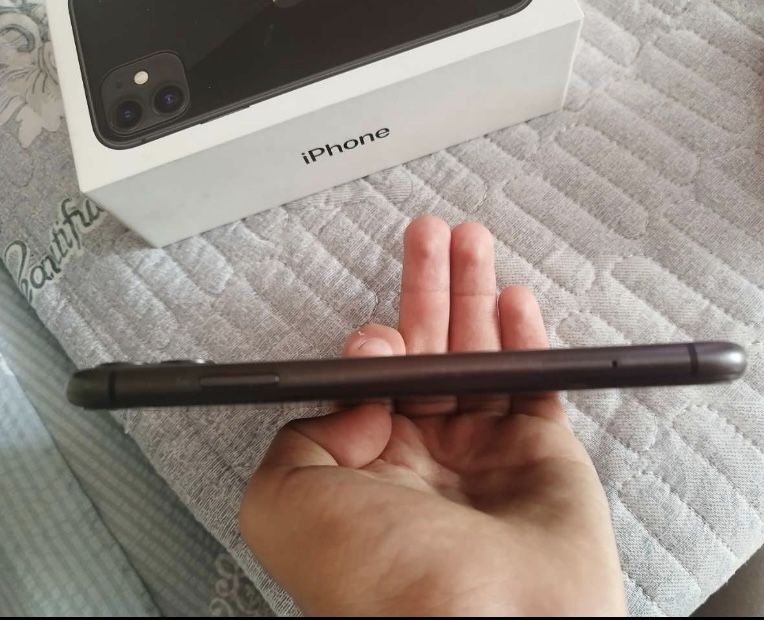 iphone 11 xamma joyi radnoy  ch/a rigion