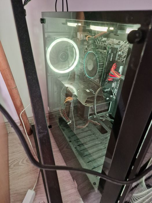 Vând PC gaming mid-high range