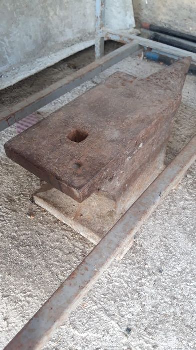 Наковальня продаю