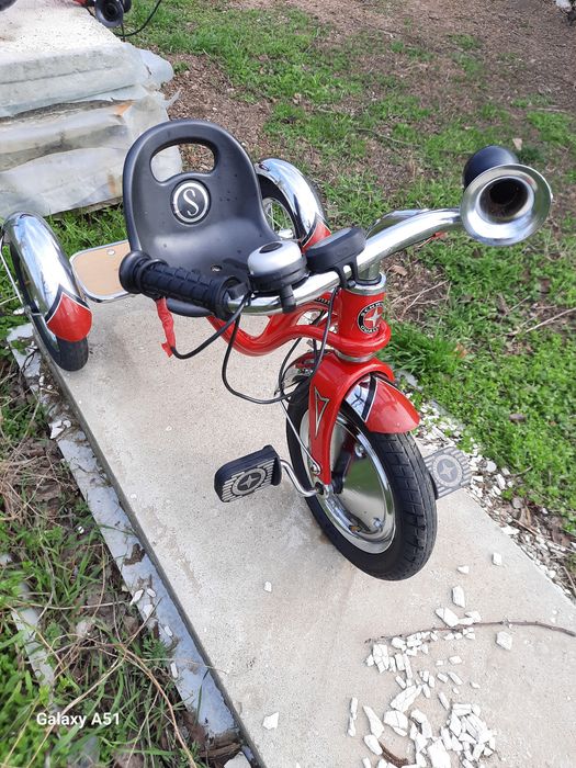 Vând tricicletă copii vârstă 2 până la 6 ani!