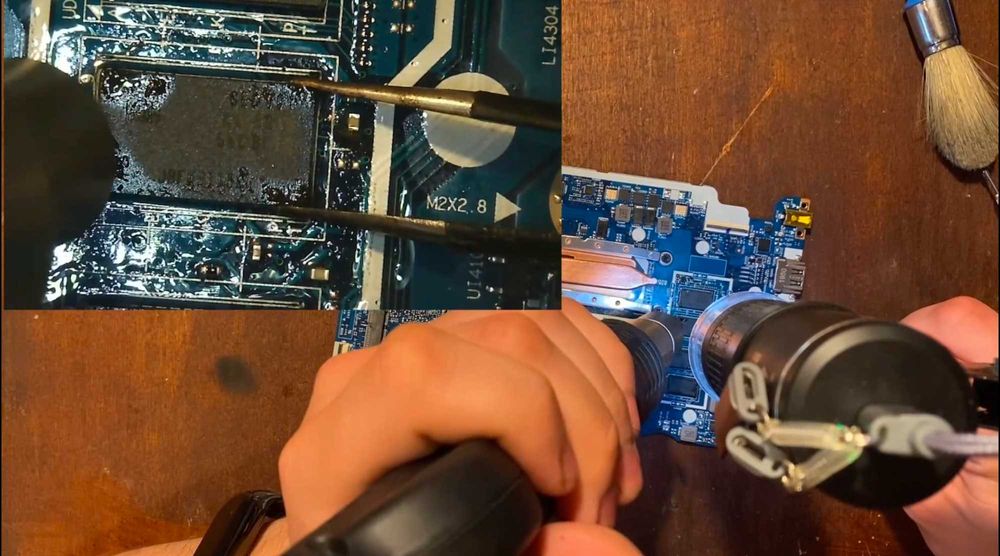 Reparații laptop & PC doar cu preluare de la domiciliu