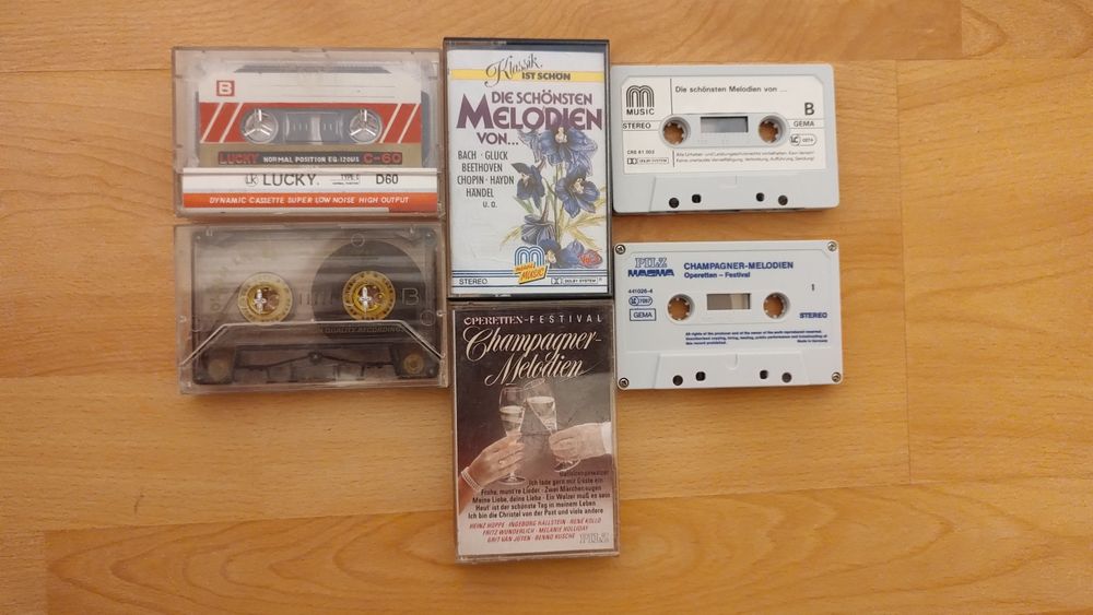 Casete Audio, 8 ron/buc  + caseta Agfa Chrome 20 Ron