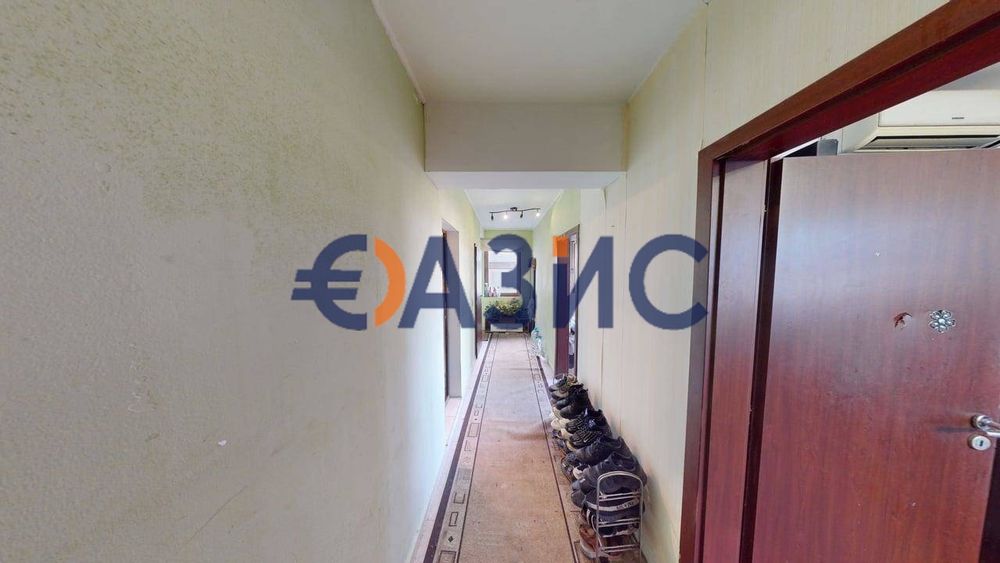 Продава се Тристаен апартамент в с. Кошарица, Област Бургас - 104 кв.м за 515 €/кв.м - Снимка #1