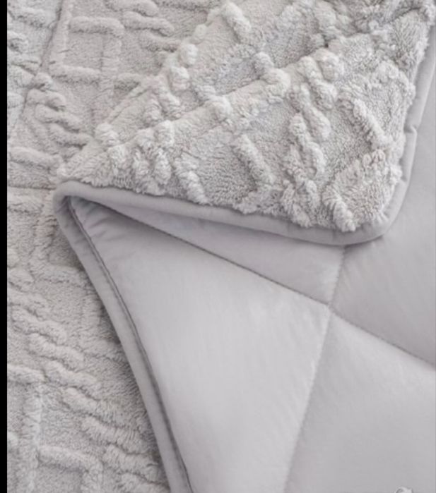 Одеяла нови  и кувертюри по 23€ от 79€