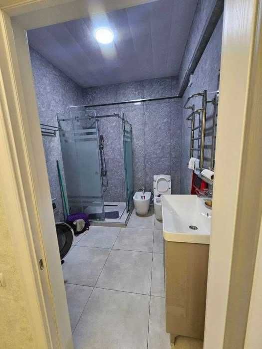 С2 Продаётся: Квартира   Навастройка Алмазарский р-н Медгорадок