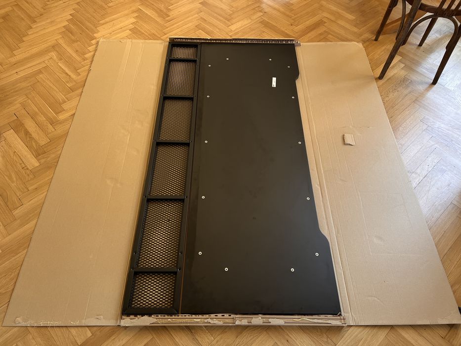 Гаймърско бюро Ikea UTESPELARE