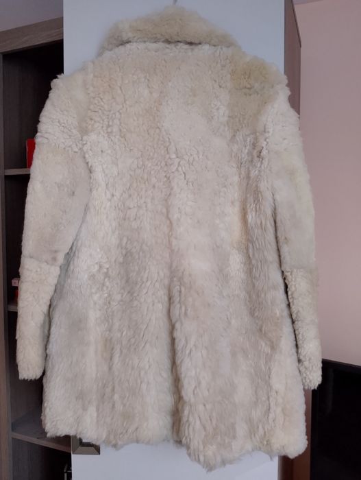Haina eleganta din blană naturală de oaie
