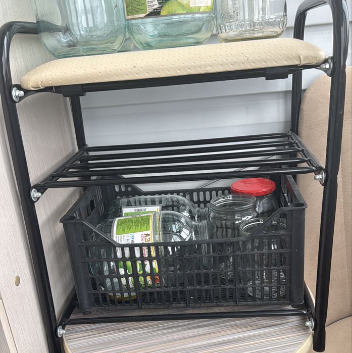 Продам обувницу